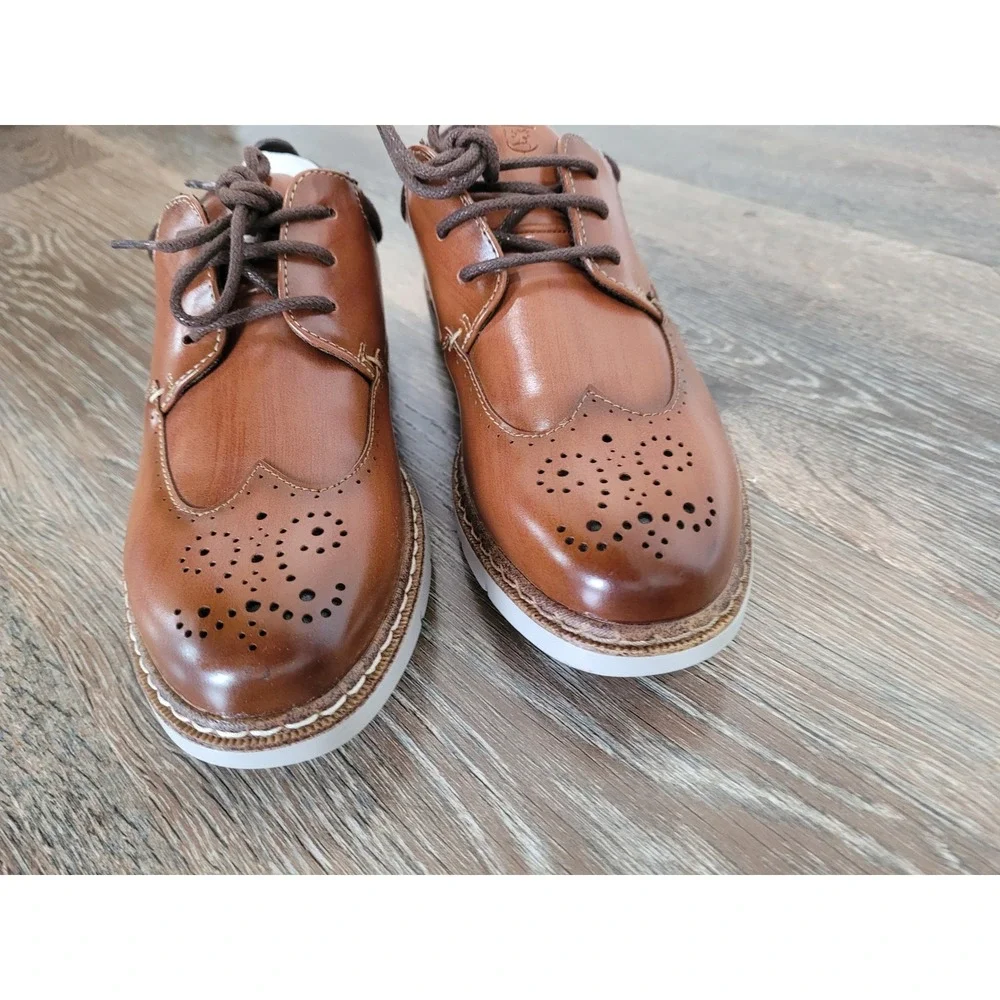 Stacy Adams Synergy Boys Wingtip Oxford Dress Shoes Cognac Brown 1M 43436-221